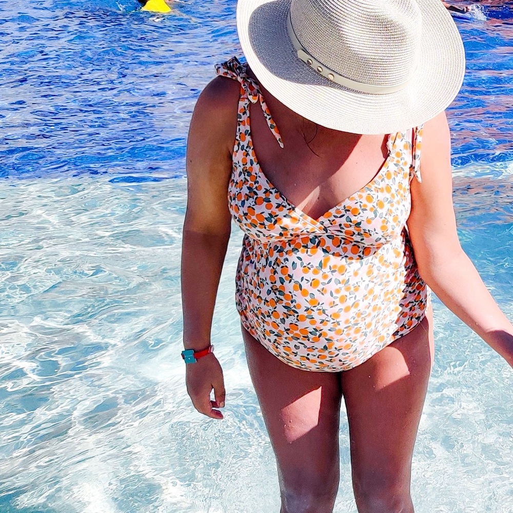 Ingrid & Isabel Orange 🍊 Citrus tie maternity swimsuit